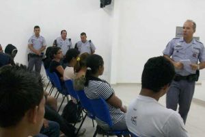Diálogo de prevenção de acidentes no trânsito com a Policia Militar