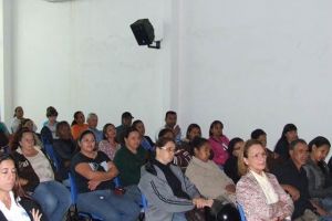 Encontro com pais e responsáveis com o tema Economia Doméstica