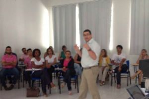 Capacitacao-dos-novos-Conselheiros-Tutelares-08-e-09_12_15